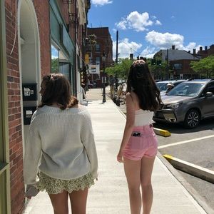 Meet your Posher, Alyssa